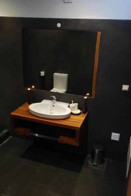 Sea Breeze House Ericeira - Ribeira Dilhas Beach Экстерьер фото