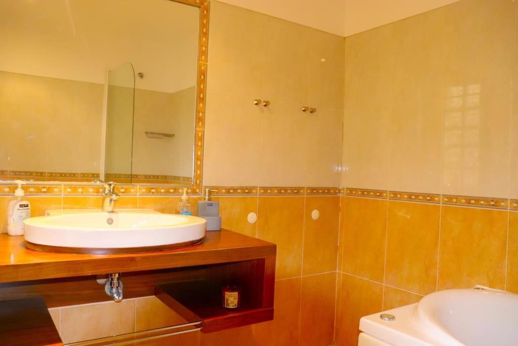 Sea Breeze House Ericeira - Ribeira Dilhas Beach Экстерьер фото